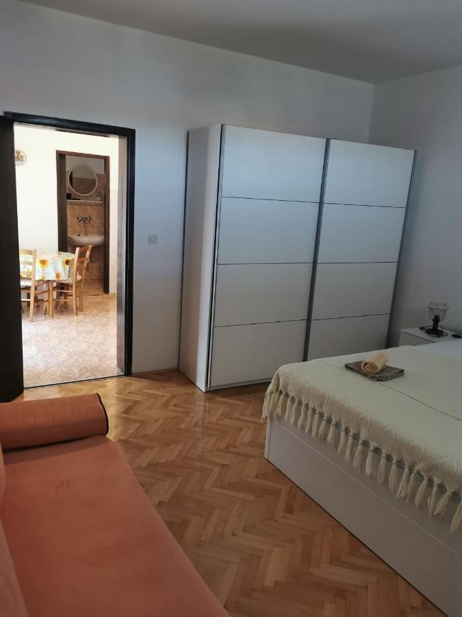Apartments Sanja Povljana Ngoại thất bức ảnh