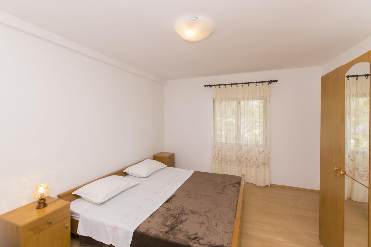 Apartments Sanja Povljana Ngoại thất bức ảnh