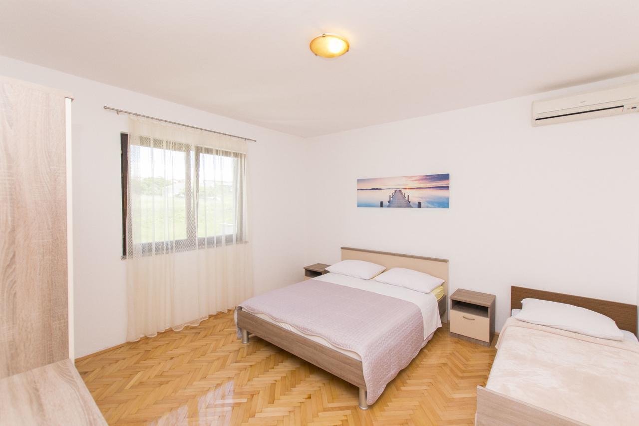 Apartments Sanja Povljana Ngoại thất bức ảnh
