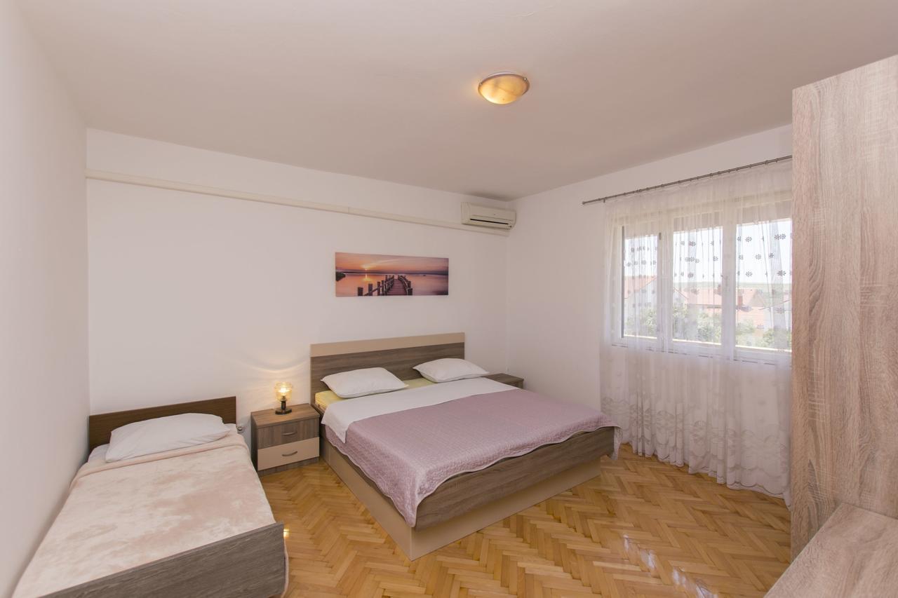 Apartments Sanja Povljana Ngoại thất bức ảnh