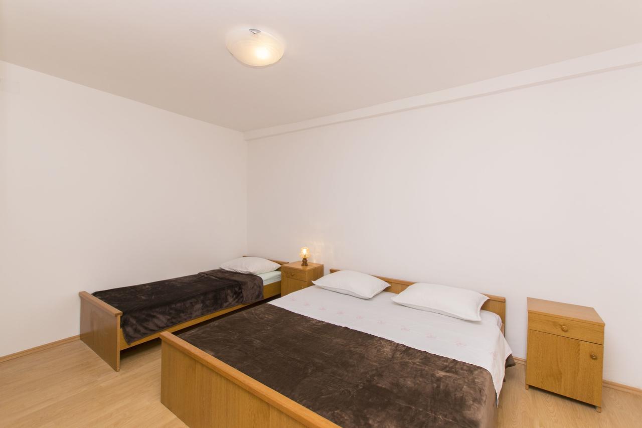 Apartments Sanja Povljana Ngoại thất bức ảnh
