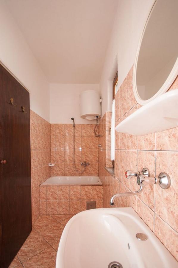 Apartments Sanja Povljana Ngoại thất bức ảnh